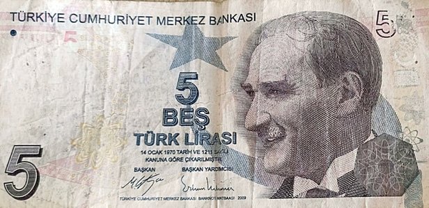 ظنها في البداية مزورة.. مواطن تركي يمتلك ورقة نقدية "200 ليرة تركية" عرضها للبيع بمبلغ 250 ألف ليرة.. ما قصتها؟ - أخبار اليوم